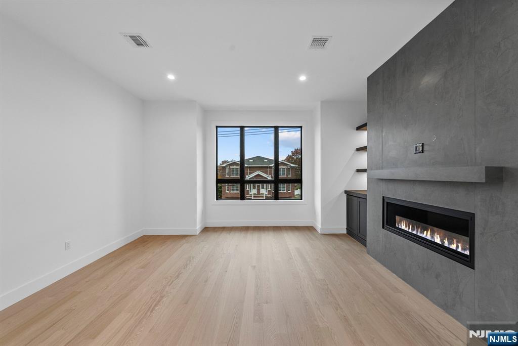 256 7th Street, Unit C Palisades Park, NJ 07650 - Photo 7 of 50