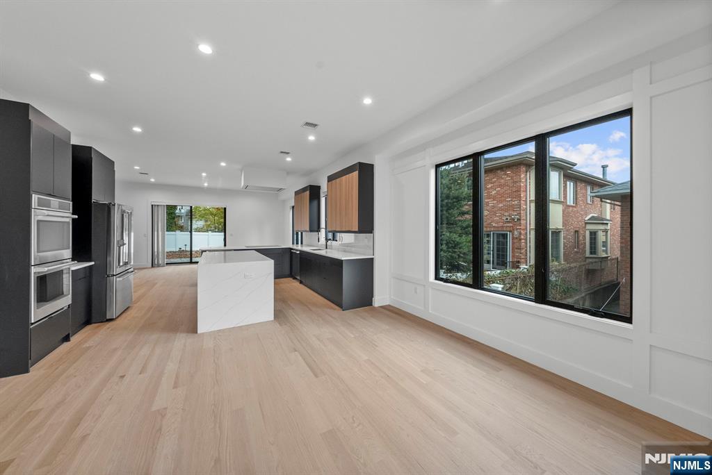 256 7th Street, Unit C Palisades Park, NJ 07650 - Photo 8 of 50