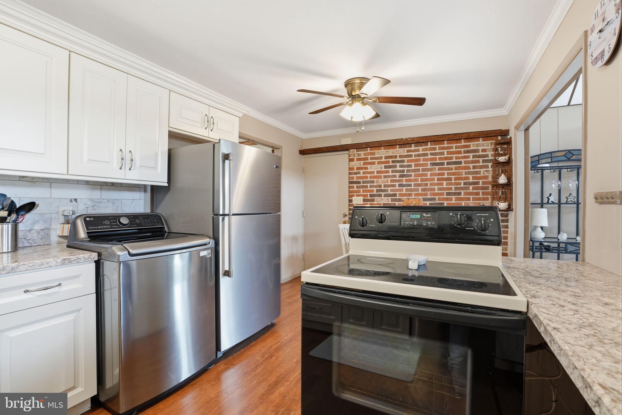 55 Canoebirch Road Levittown, PA 19057 - Photo 12 of 36 Gallery Image 12