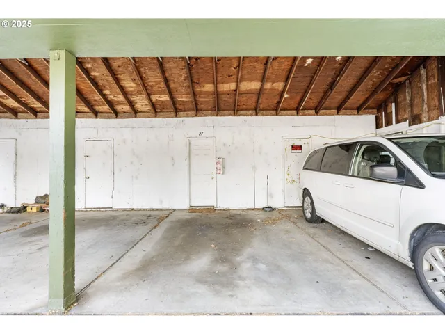 $225,000 | 23127 Northeast Arata Road, Wood Village, OR 97060