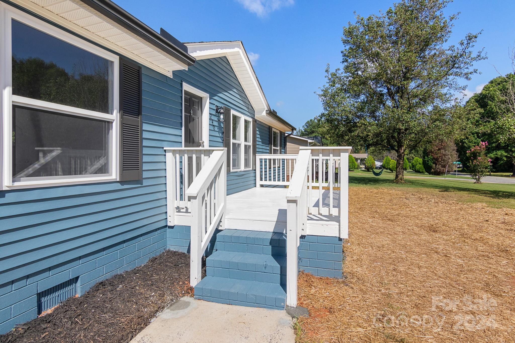 240 Freedom Drive Salisbury, NC 28147 - Photo 4 of 37