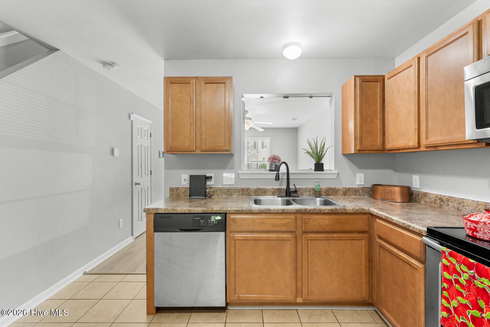 402 Caldwell Loop Jacksonville, NC 28546 - Photo 8 of 27