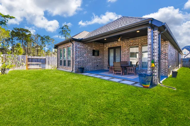 $397,500 | 15735 Autumn Sun, Conroe, TX 77302