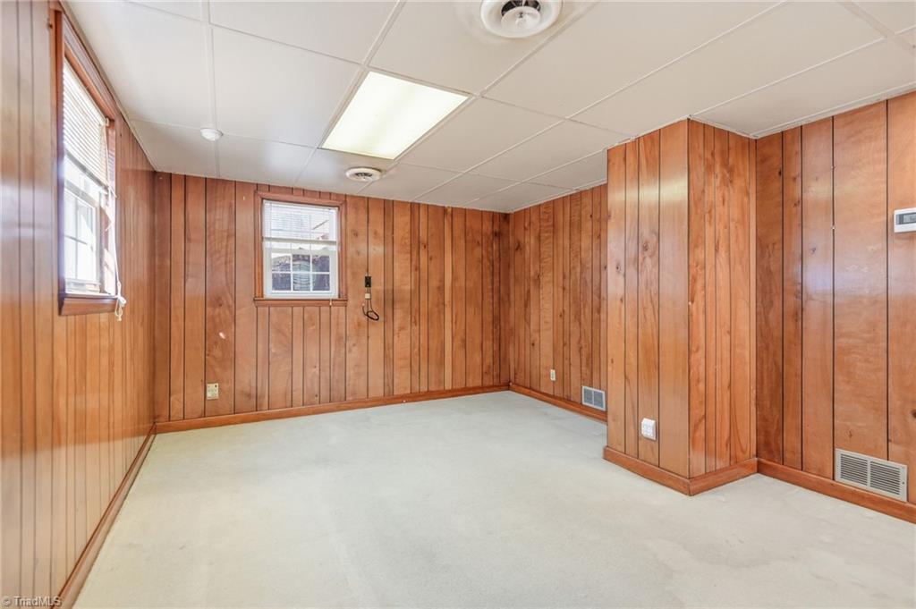 3430 Rolling Road High Point, NC 27265 - Photo 2 of 25