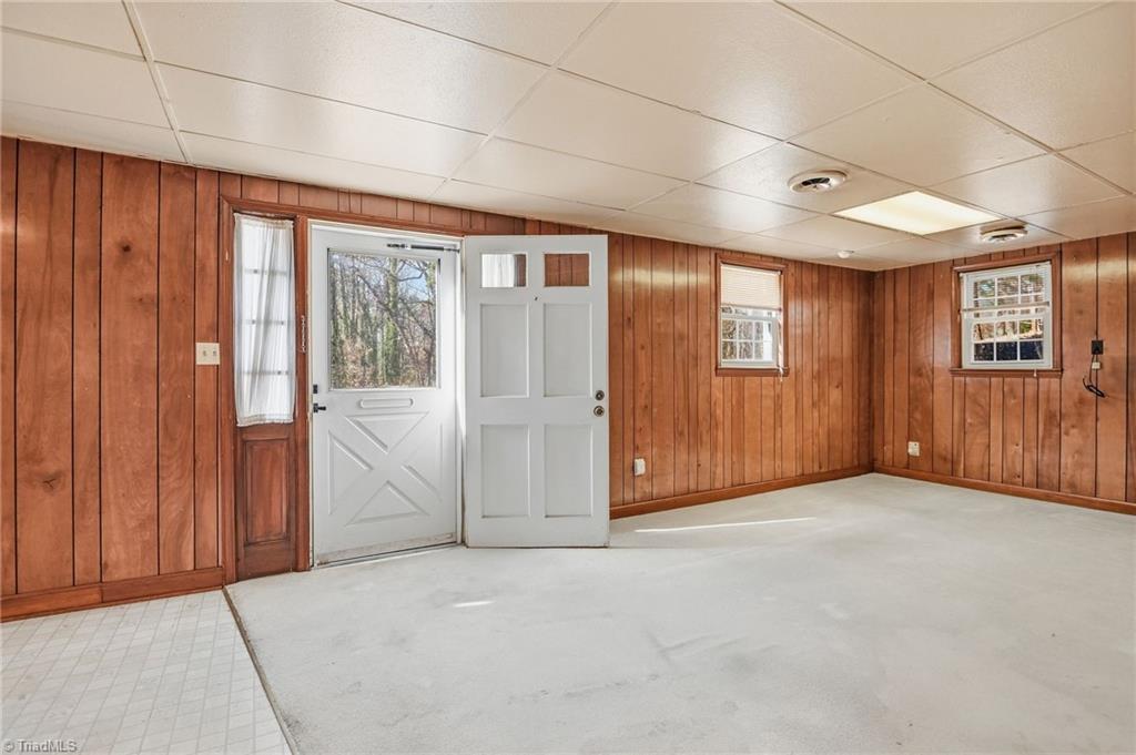 3430 Rolling Road High Point, NC 27265 - Photo 7 of 25