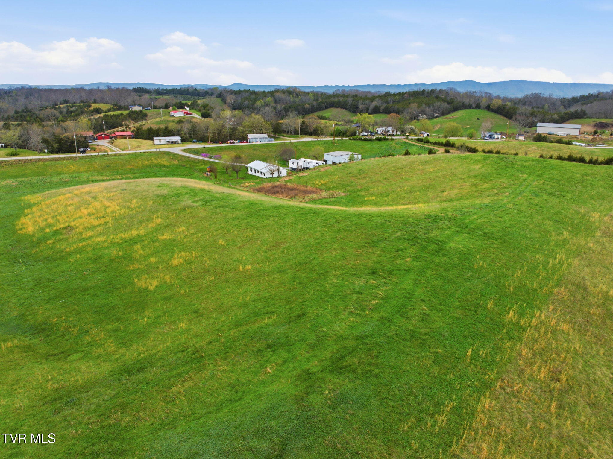 1154 South Wesley Chapel Road Greeneville, TN 37745 - Photo 11 of 14 10-web-or-mls-1154 S Wesley Chapel Rd-5