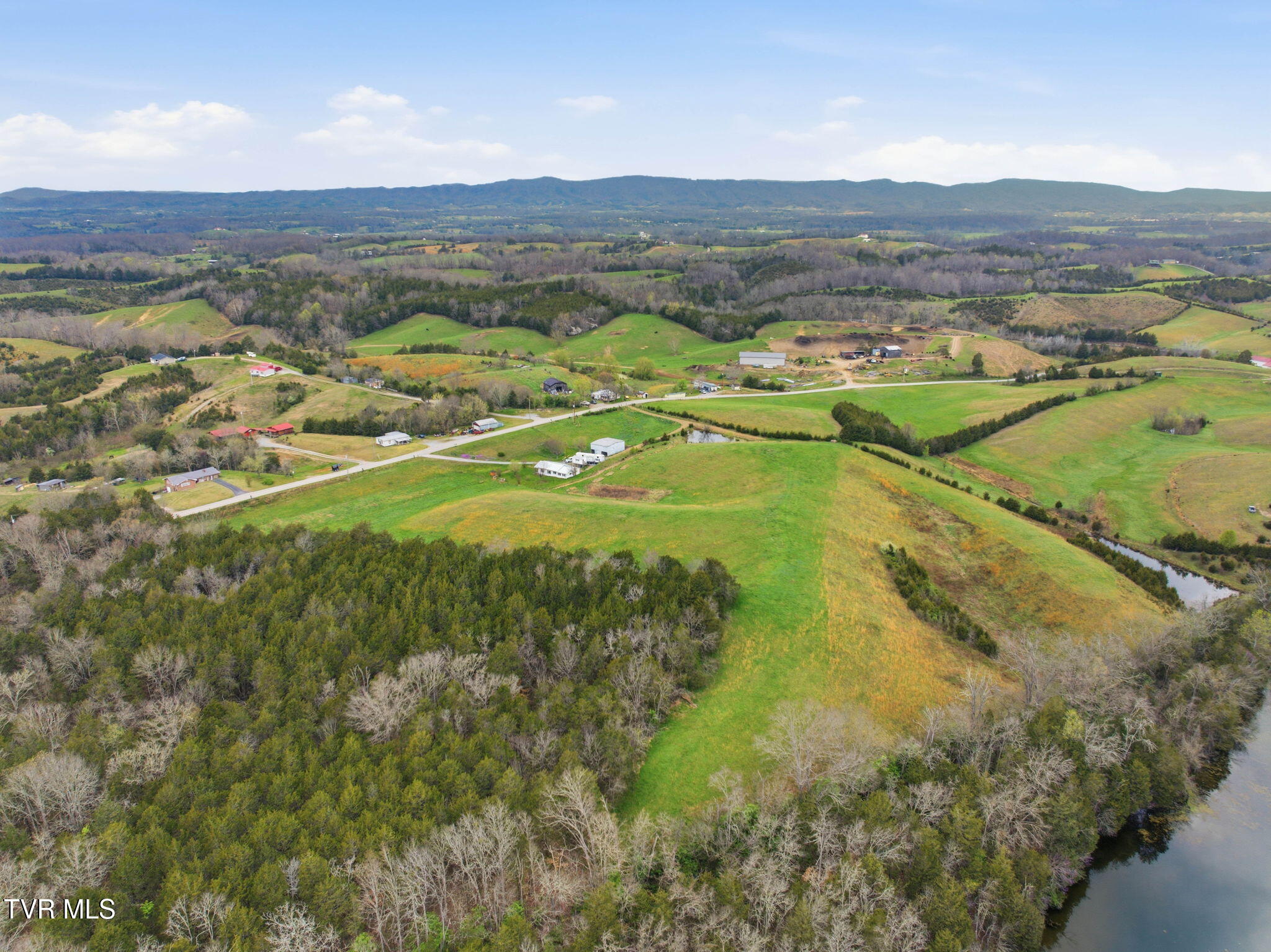 1154 South Wesley Chapel Road Greeneville, TN 37745 - Photo 3 of 14 2-web-or-mls-1154 S Wesley Chapel Rd-10