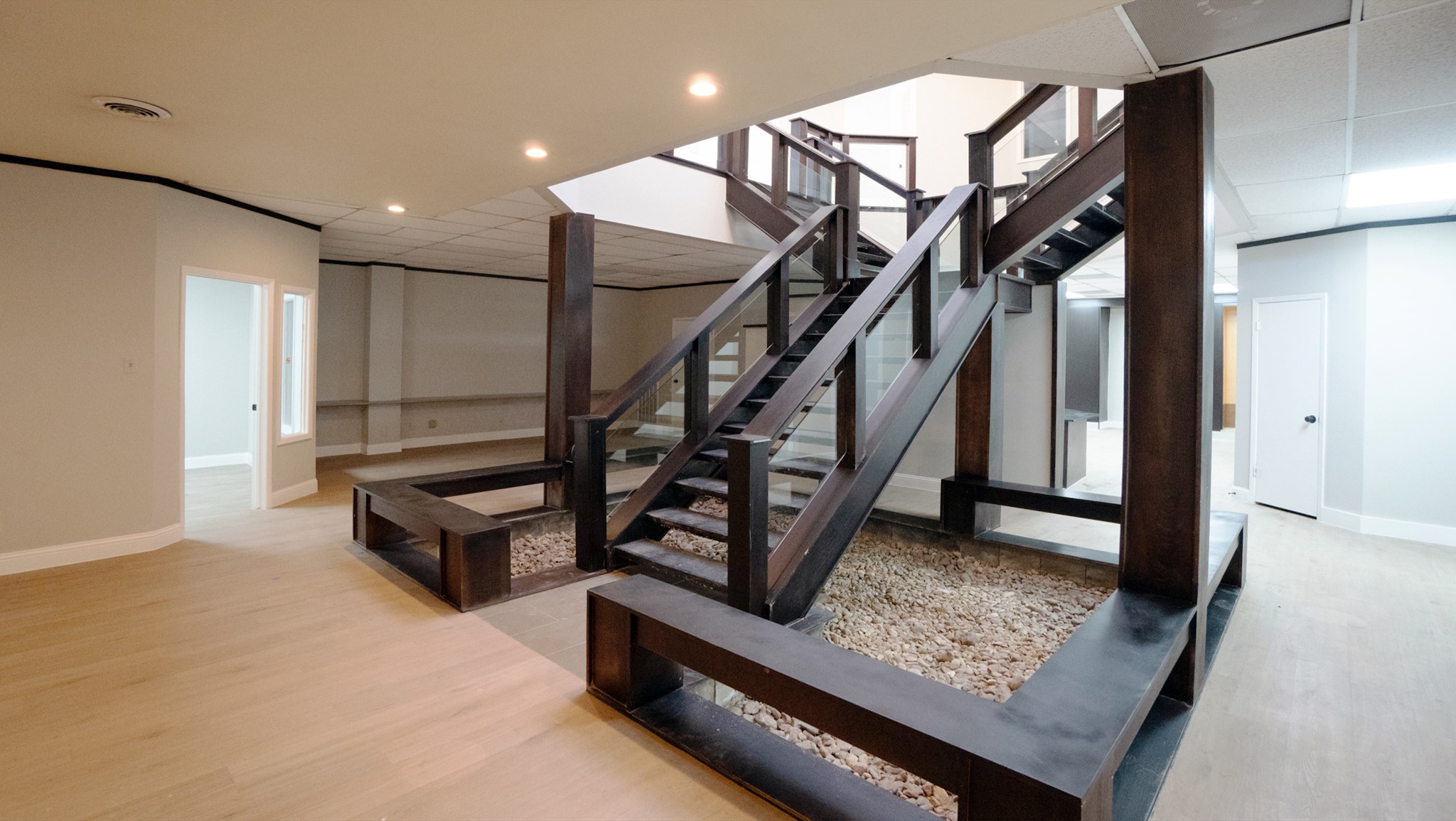 9220 Rasmus Drive Houston, TX 77063 - Photo 2 of 30 a view of entryway and hall