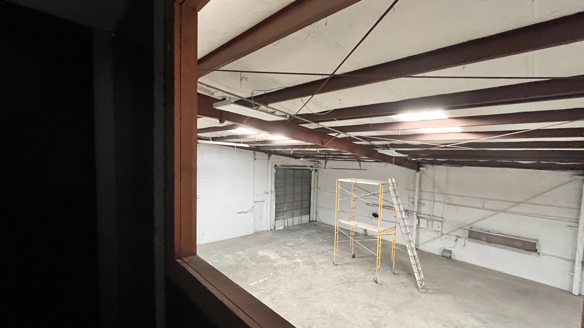 9220 Rasmus Drive Houston, TX 77063 - Photo 26 of 30 a view of utility room