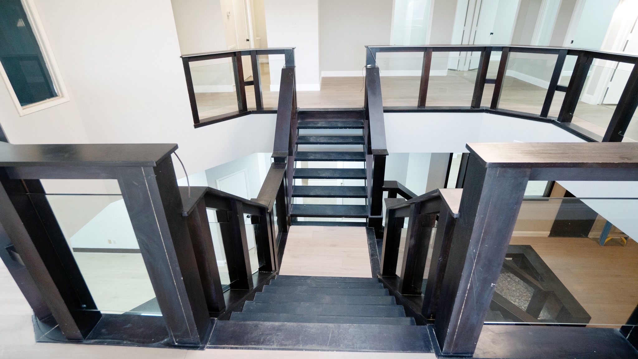 9220 Rasmus Drive Houston, TX 77063 - Photo 9 of 30 a view of an entryway