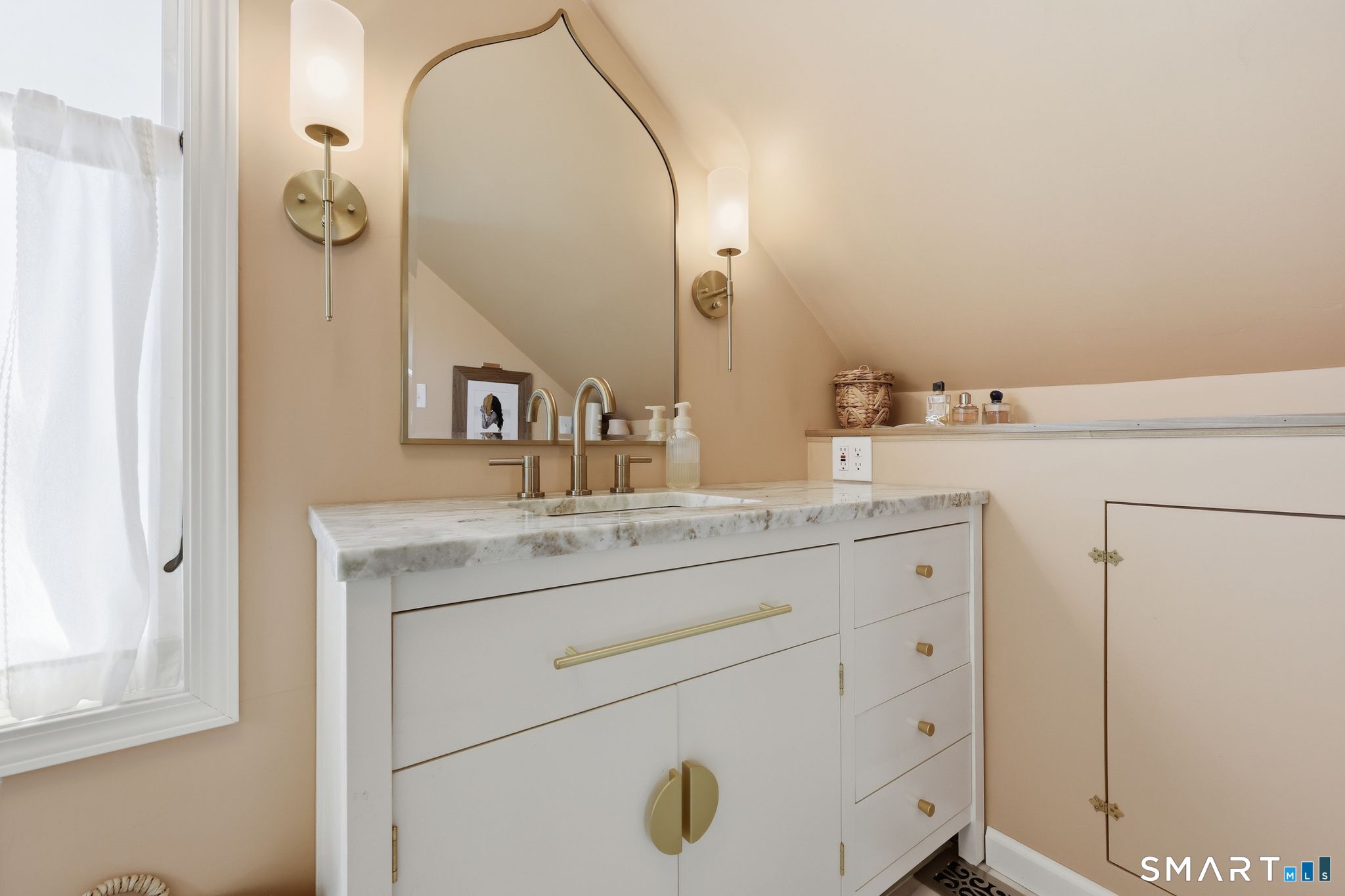 178 Alexander Road New Britain, CT 06053 - Photo 27 of 48