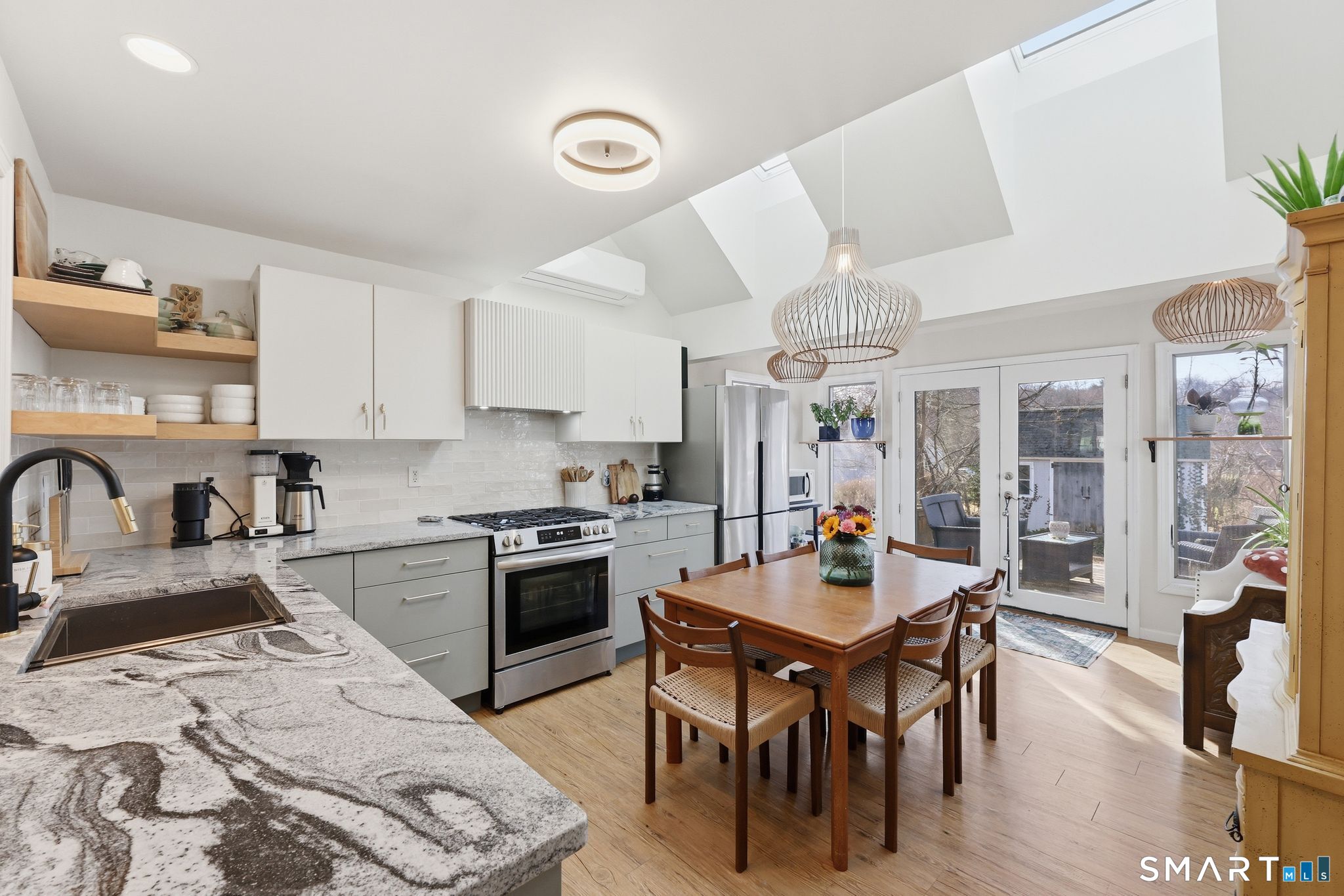 178 Alexander Road New Britain, CT 06053 - Photo 9 of 48