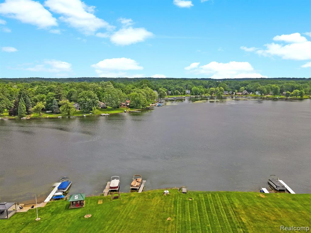 5786 Bullard Road Fenton, MI 48430 - Photo 63 of 65