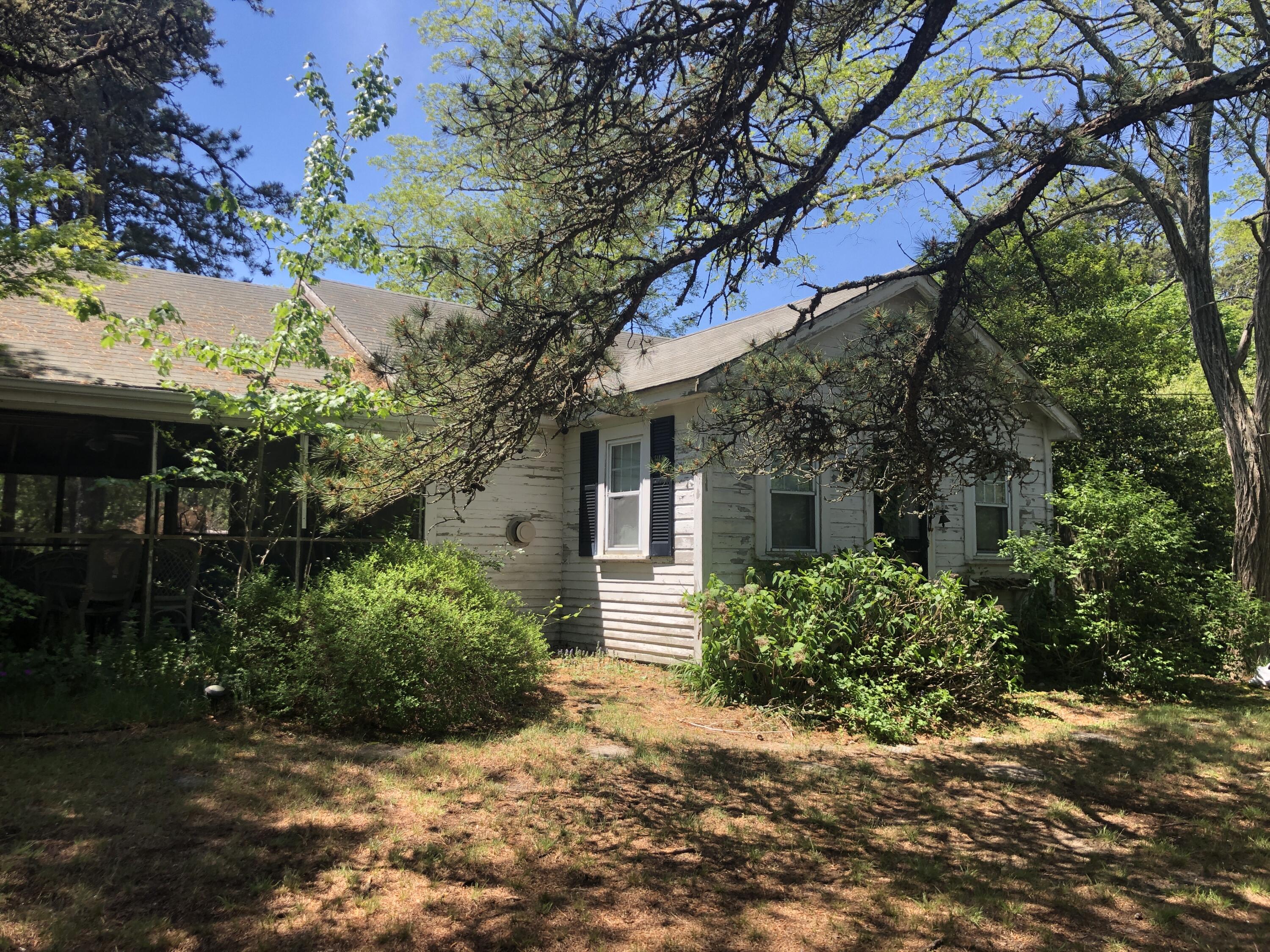 215 Silver Oak Road Eastham, MA 02642 - Photo 1 of 10 215 Silver Oak Rd