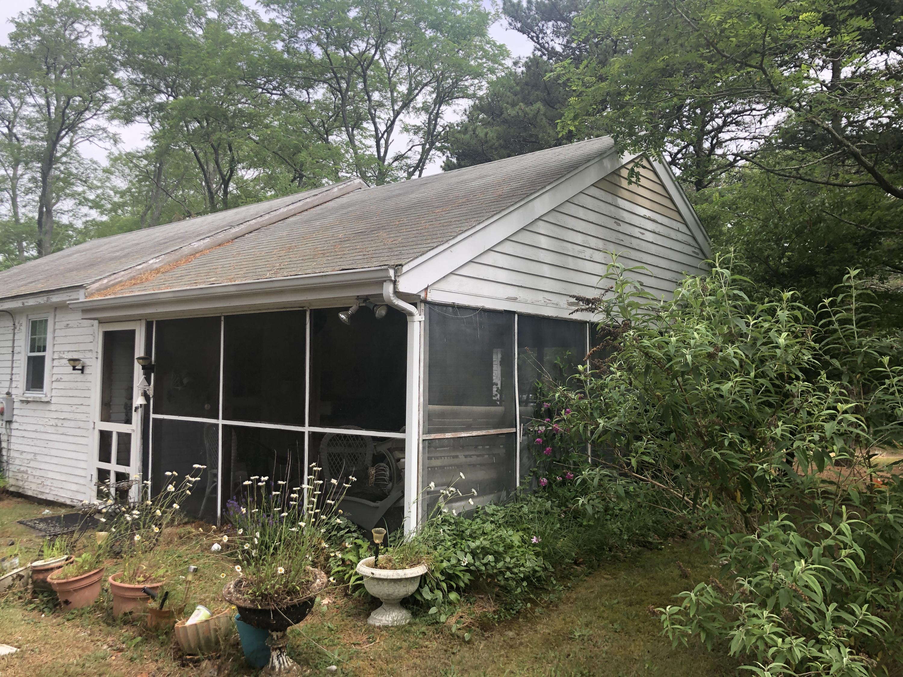 215 Silver Oak Road Eastham, MA 02642 - Photo 2 of 10 4C5070BE-DA80-44B8-B3E5-7D3145A41FF3