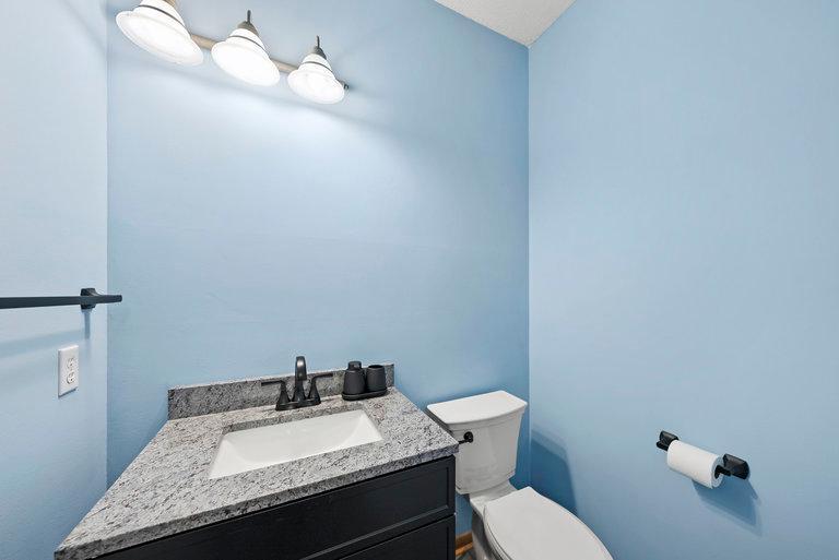 11316 Chisholm Circle Northeast, Unit C Blaine, MN 55449 - Photo 12 of 36