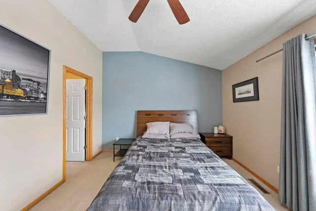 $275,000 | 11316 Chisholm Circle Northeast, Unit C, Minneapolis, MN 55449