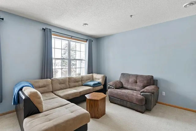 $275,000 | 11316 Chisholm Circle Northeast, Unit C, Minneapolis, MN 55449