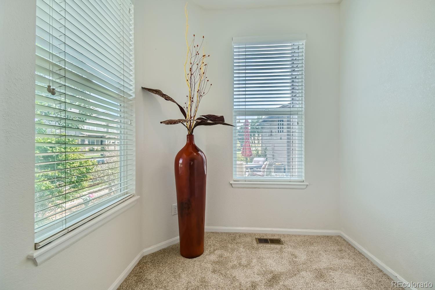 10596 Unity Parkway Commerce City, CO 80022 - Photo 11 of 42