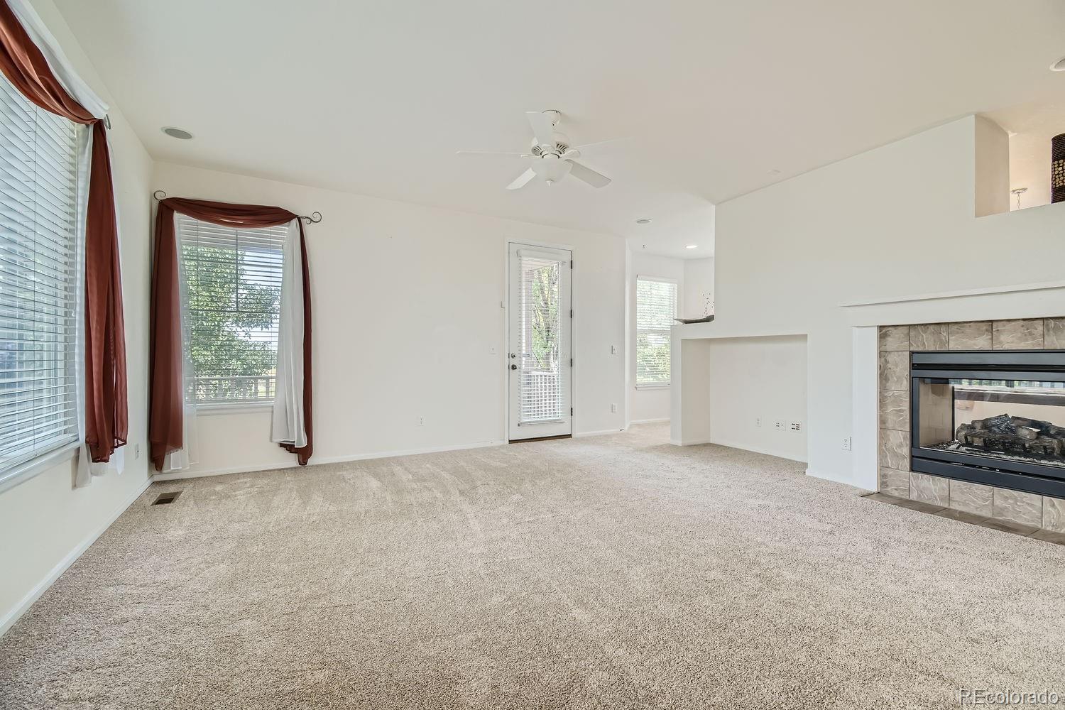 10596 Unity Parkway Commerce City, CO 80022 - Photo 8 of 42