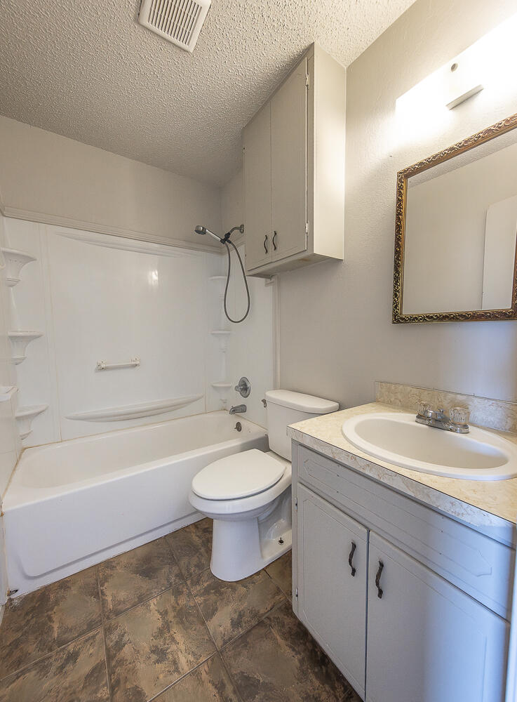 7404 Fir Avenue Lubbock, TX 79404 - Photo 14 of 22 2L9A3034