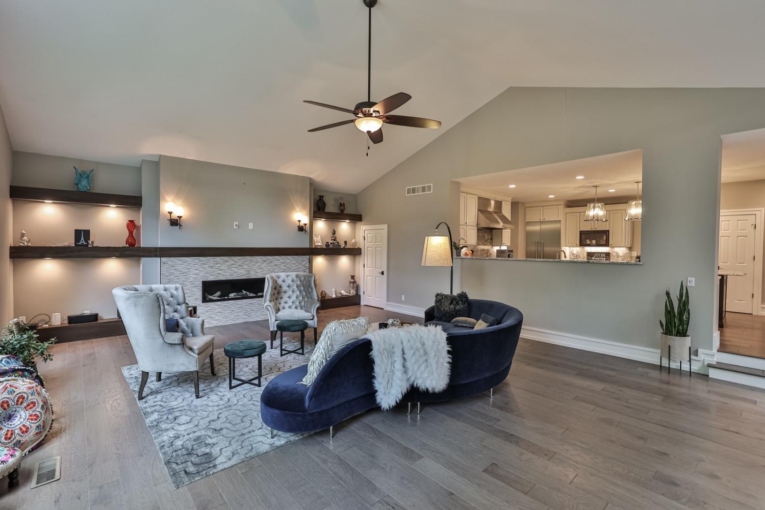 5725 Miami Road Cincinnati, OH 45243 - Photo 8 of 50