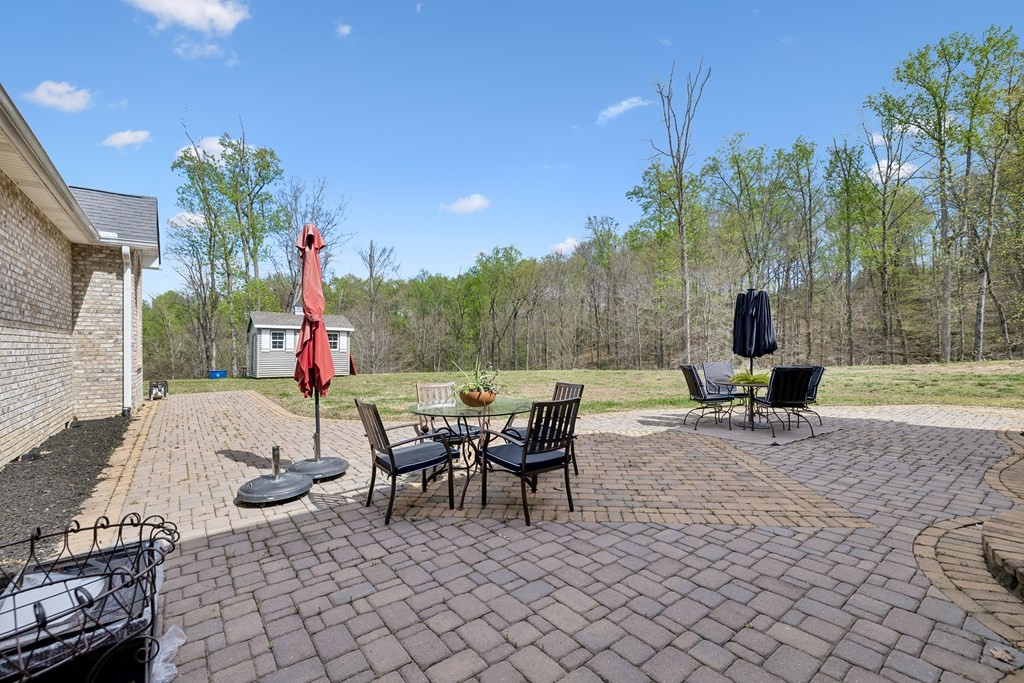 3631 Louisville Road Louisville, TN 37777 - Photo 48 of 64 a view of a chairs and tables in the patio