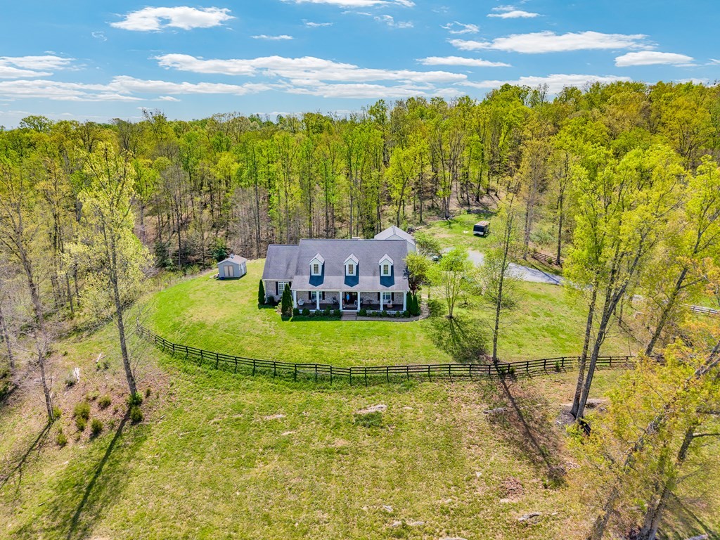 3631 Louisville Road Louisville, TN 37777 - Photo 49 of 64 a view of a swimming pool with a yard