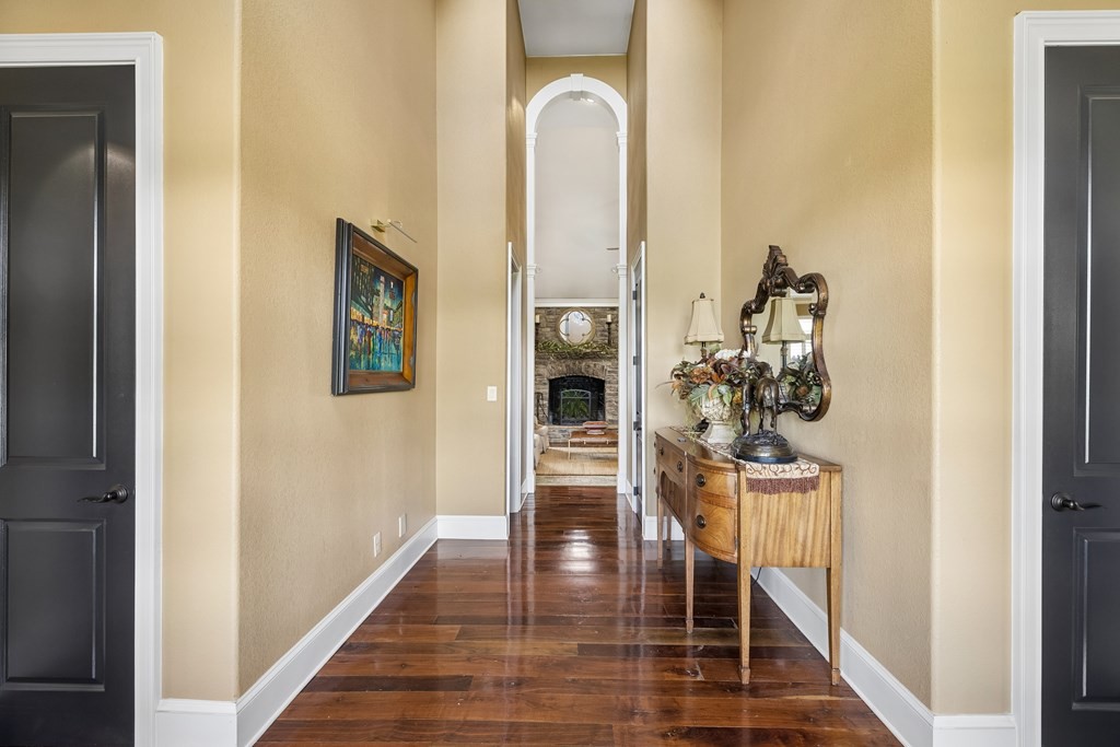 3631 Louisville Road Louisville, TN 37777 - Photo 6 of 64 a view of entryway and hall with wooden floor