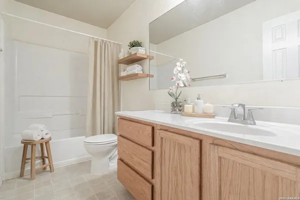 $284,900 | 137 Stampede Ranch, Selma, TX 78154