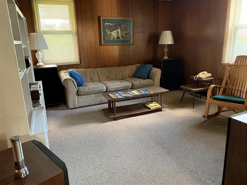 826 Cypress Road Commodore, PA 15729 - Photo 3 of 8 Living Room