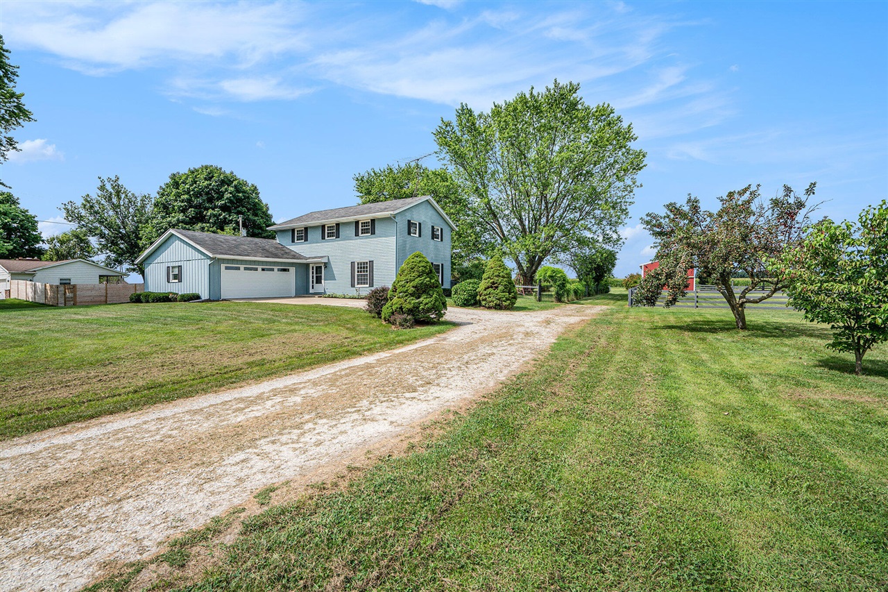 67234 Blue School Road Constantine, MI 49042 - Photo 1 of 30