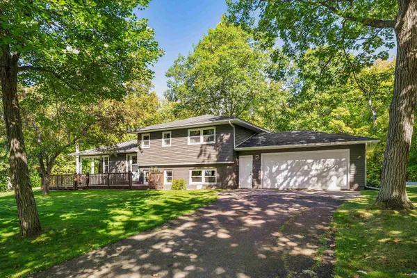 $425,000 | 5731 Sunburst Drive, Duluth, MN 55810