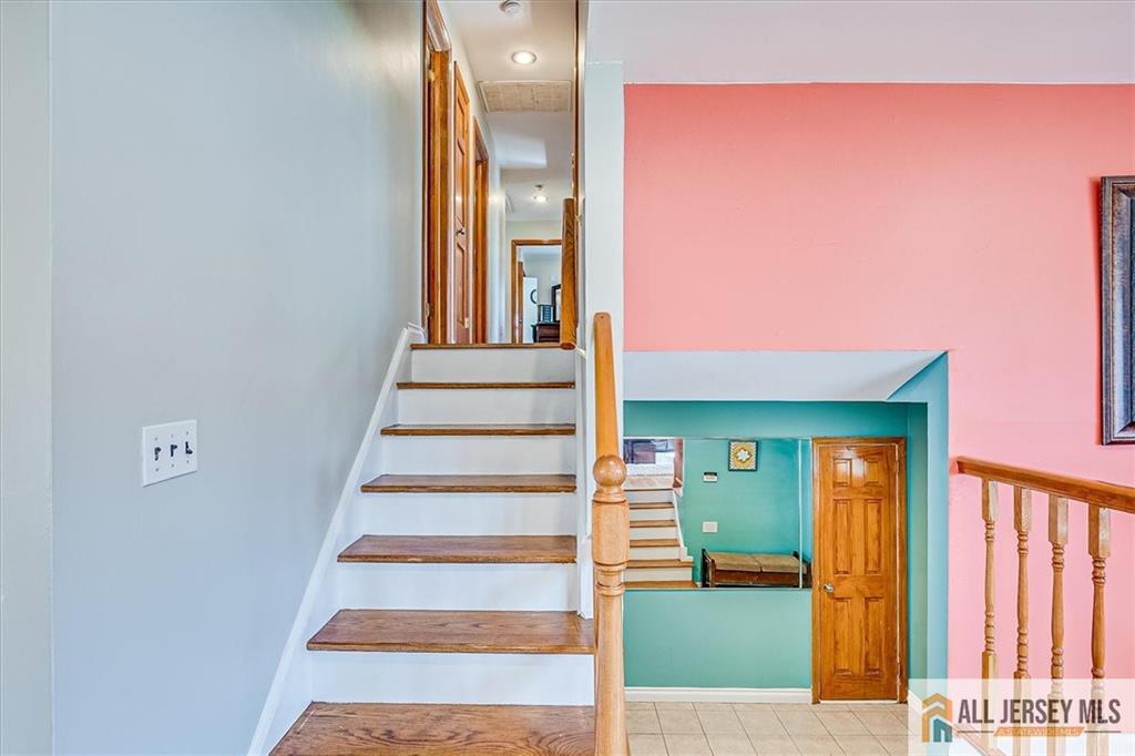 6 Mockingbird Road Edison, NJ 08820 - Photo 25 of 54 Gallery Image 25