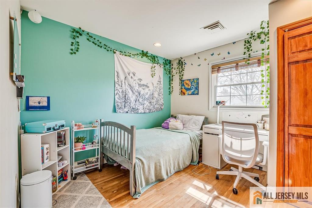 6 Mockingbird Road Edison, NJ 08820 - Photo 32 of 54 Gallery Image 32