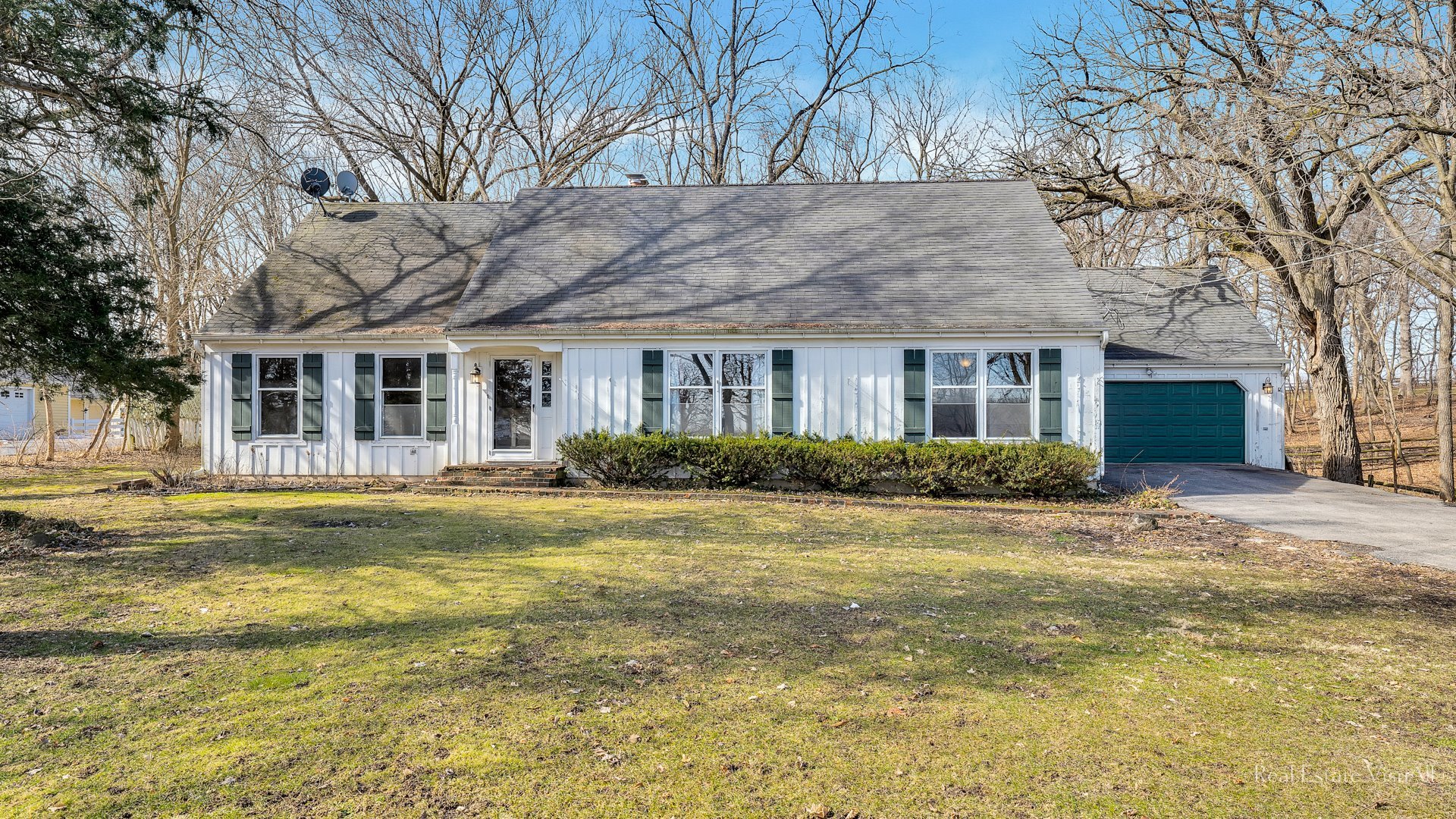 5-n994 Corron Road St. Charles, IL 60175 - Photo 1 of 39 a front view of a house with a garden