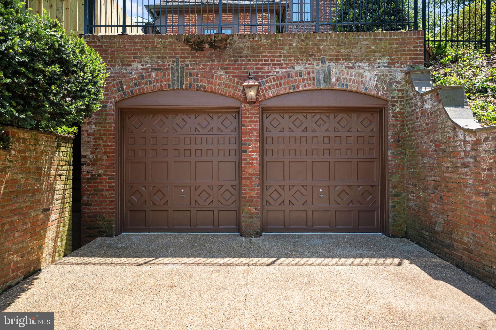 3111 Idaho Avenue Northwest Washington, DC 20016 - Photo 32 of 40 a front view of a house