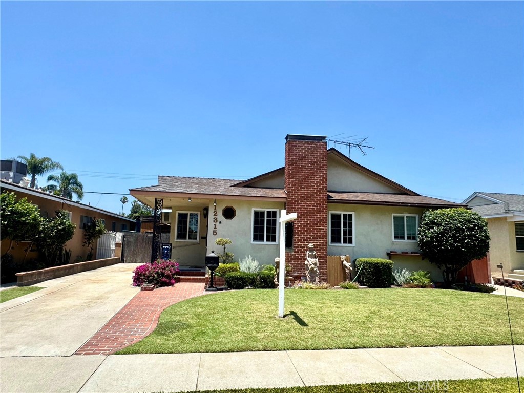12315 Pomering Road Downey, CA 90242 - Photo 3 of 46