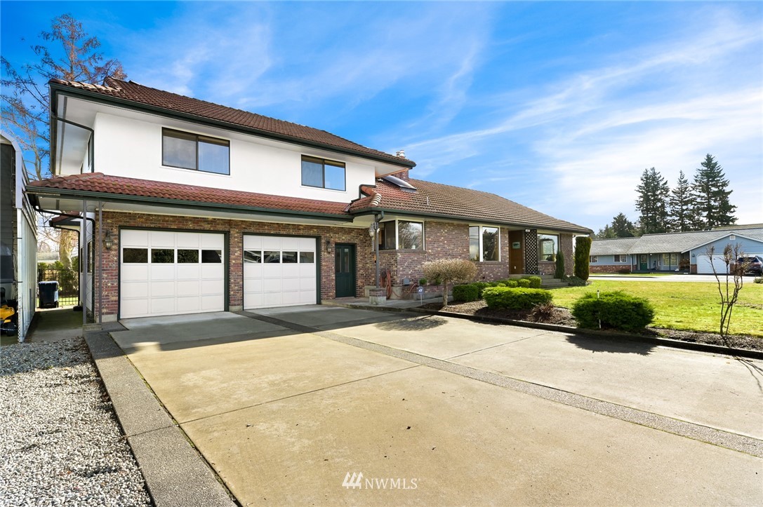 8536 Bender Road Lynden, WA 98264 - Photo 1 of 40 Gallery Image 1