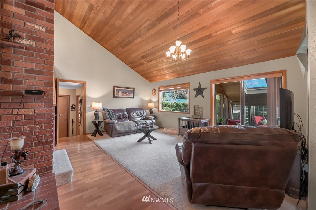 8536 Bender Road Lynden, WA 98264 - Photo 11 of 40 Gallery Image 11