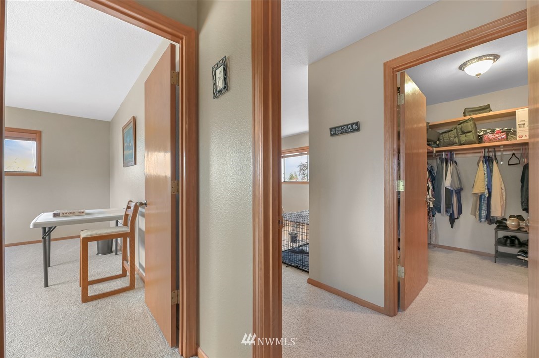 8536 Bender Road Lynden, WA 98264 - Photo 21 of 40 Gallery Image 21