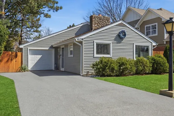 $409,900 | 4129 Main Street, Downers Grove, IL 60515