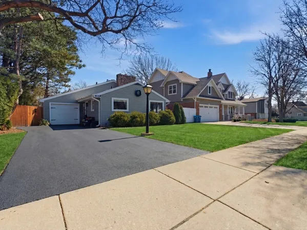 $409,900 | 4129 Main Street, Downers Grove, IL 60515