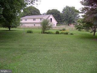 2285 Hobson Road Lancaster, PA 17602 - Photo 2 of 8 Gallery Image 2