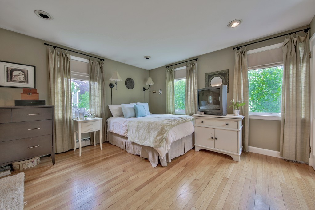 15 Tyler Road Beverly, MA 01915 - Photo 14 of 29 Gallery Image 14