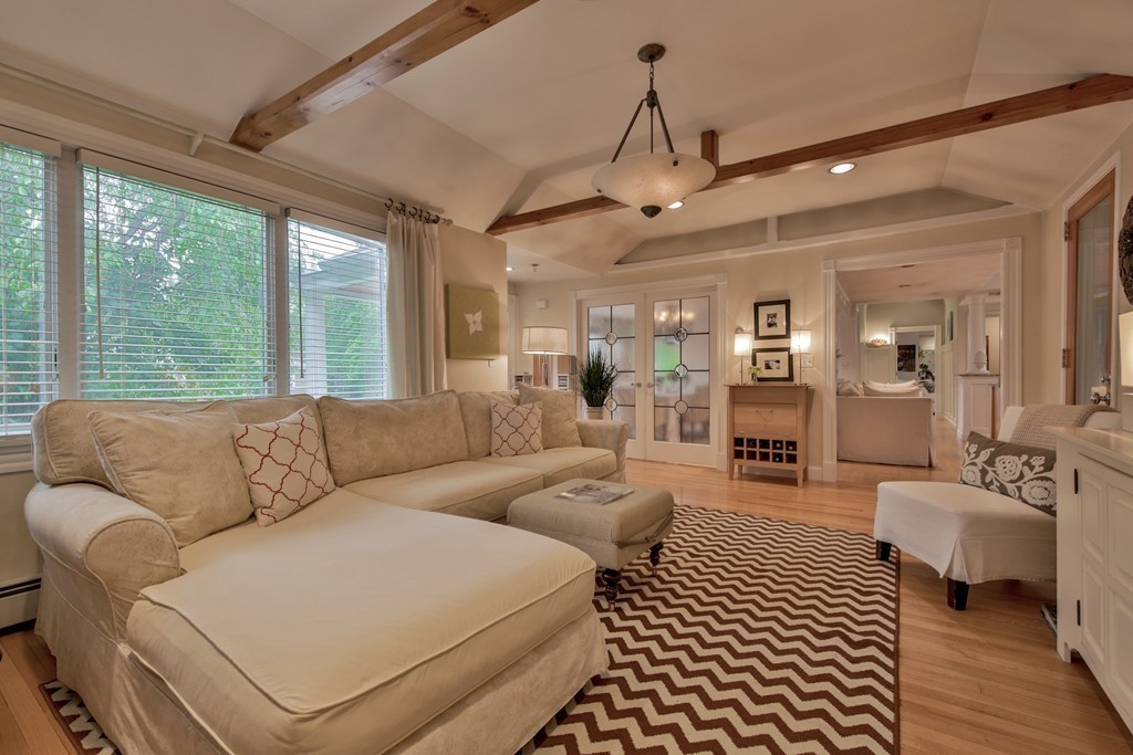 15 Tyler Road Beverly, MA 01915 - Photo 4 of 29 Gallery Image 4