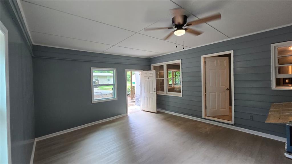 700 New Street Eatonton, GA 31024 - Photo 18 of 19 a view of an empty room with a window