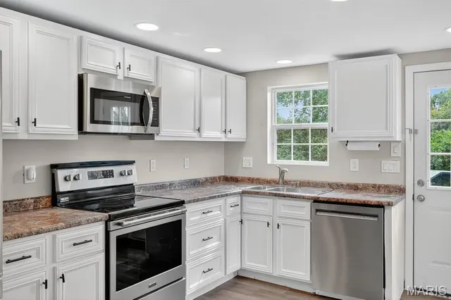 $245,000 | 10730 Wurdack Avenue, St. Louis, MO 63114