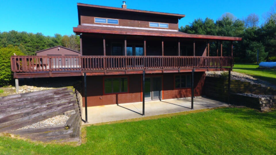 2780 Wolf Road Eau Claire, MI 49111 - Photo 1 of 56 IMG_3001