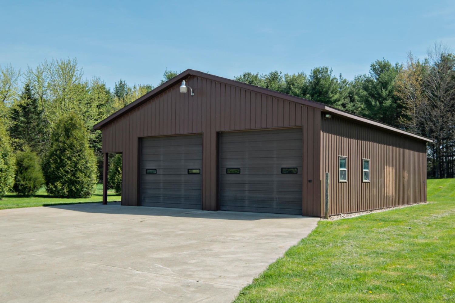 2780 Wolf Road Eau Claire, MI 49111 - Photo 16 of 56 Huge 4 door Pole barn